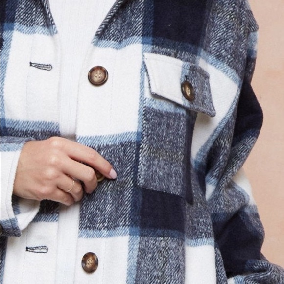 NWT Full Length Cozy Shacket in blue/white/black S - Picture 7 of 9